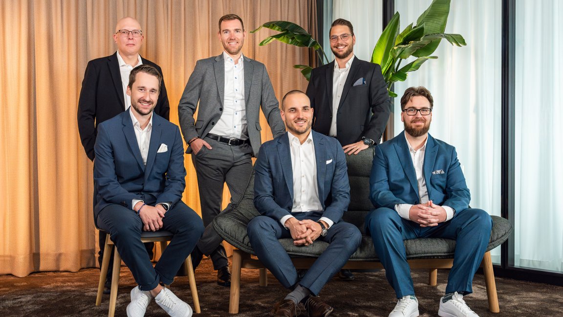 2048px Managment Fruehjahr 2026